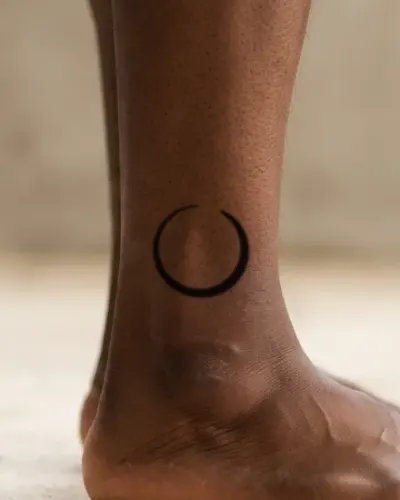 Ensō tattoo on a ankle, preview