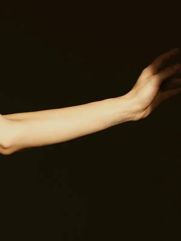 Forearm: sample photo for a 5–15 cm tattoo